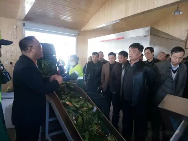 2000kg有機(jī)垃圾處理設(shè)備 2000kg有機(jī)垃圾處理設(shè)備