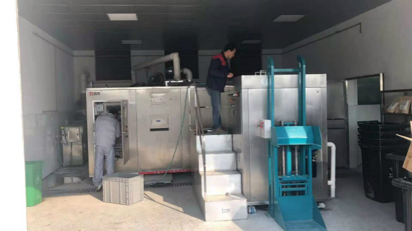 有機(jī)易腐垃圾處理機(jī)，宿遷耿車鎮(zhèn)兩噸有機(jī)易腐垃圾處理一體機(jī)投入運(yùn)營(yíng)